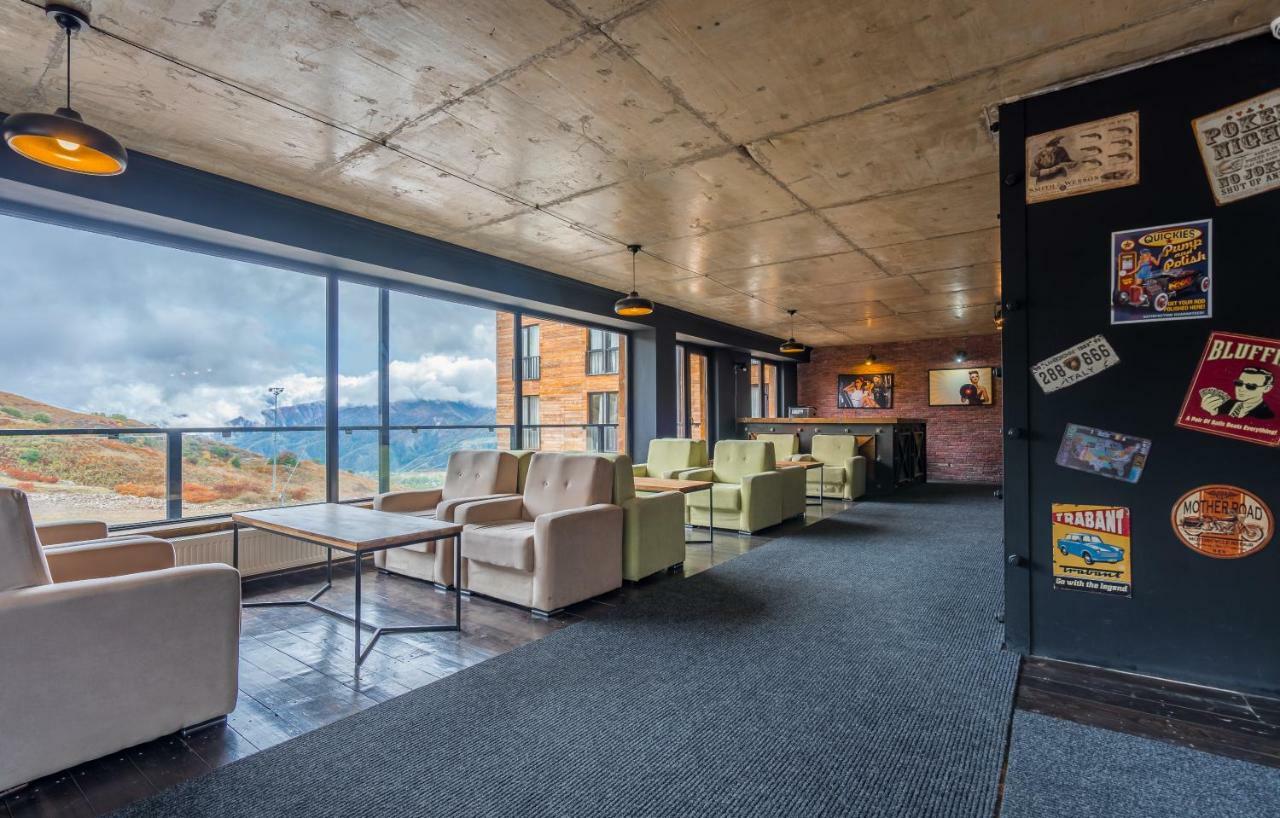 Kato'S Aparthotel Gudauri Mgzavrebi Extérieur photo